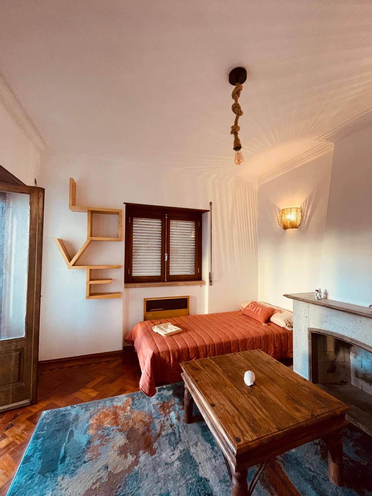 Hostel Lisbon Soul Surf Camp Віавіа Zewnętrze zdjęcie