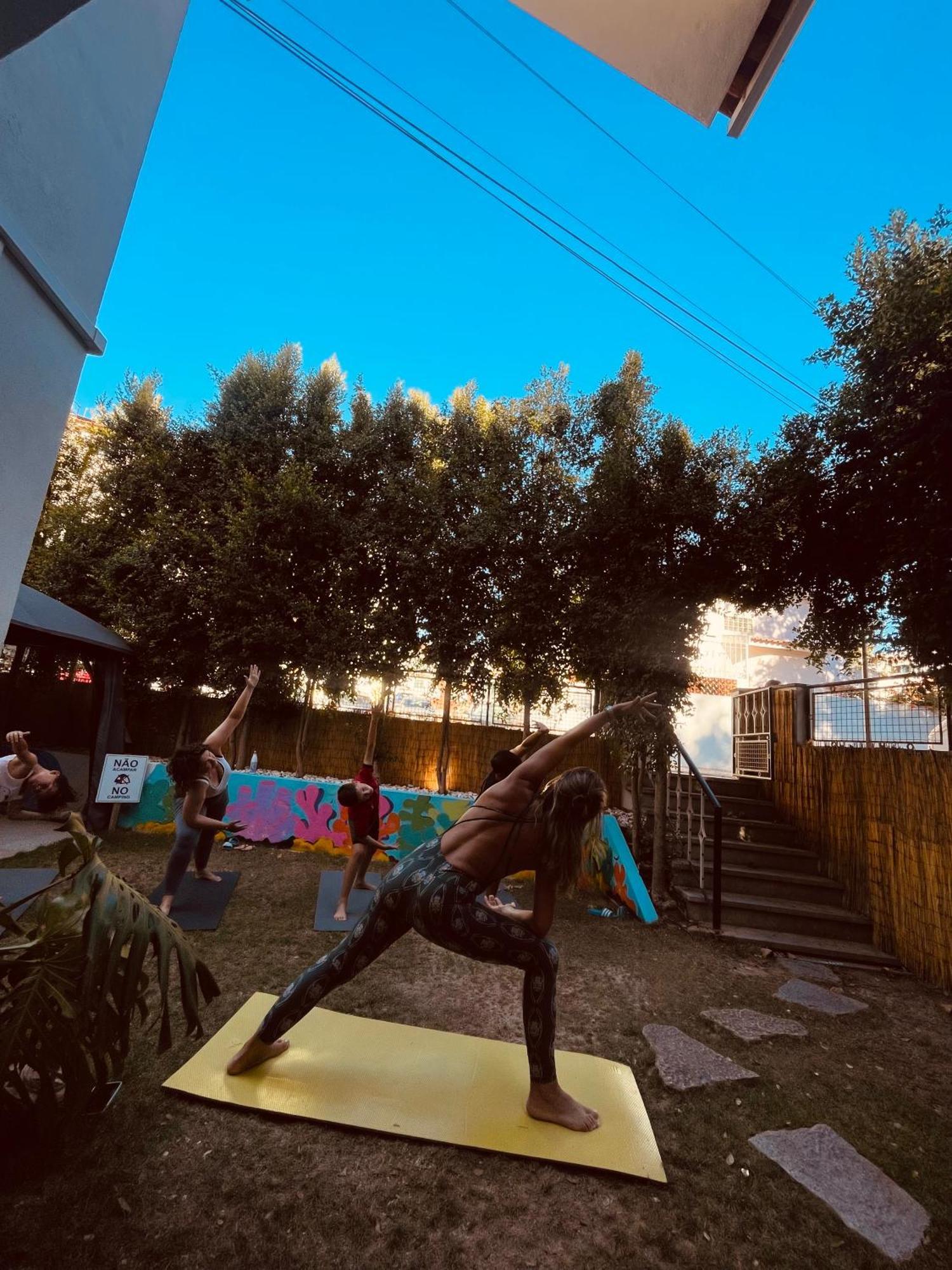 Hostel Lisbon Soul Surf Camp Віавіа Zewnętrze zdjęcie